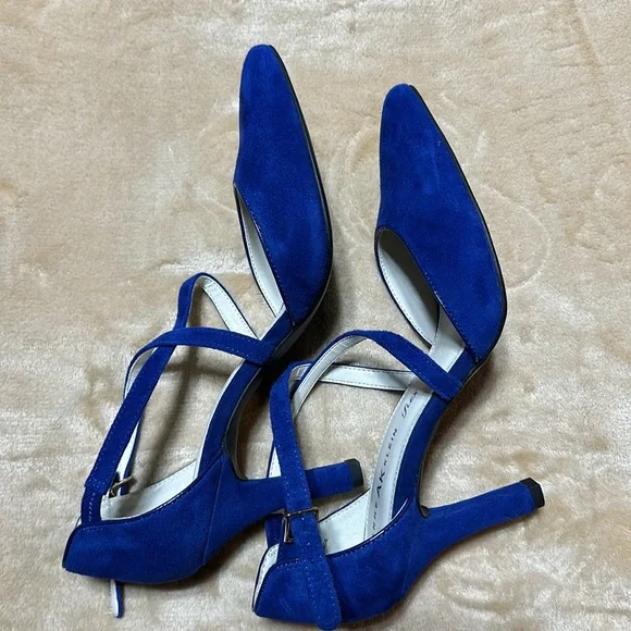 Anne Klein blue suede strappy heel - Picture 7 of 8